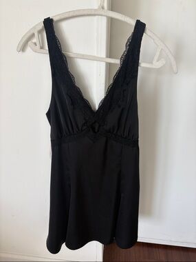 wild fable Black Lace-Trim V-Neck Chemise